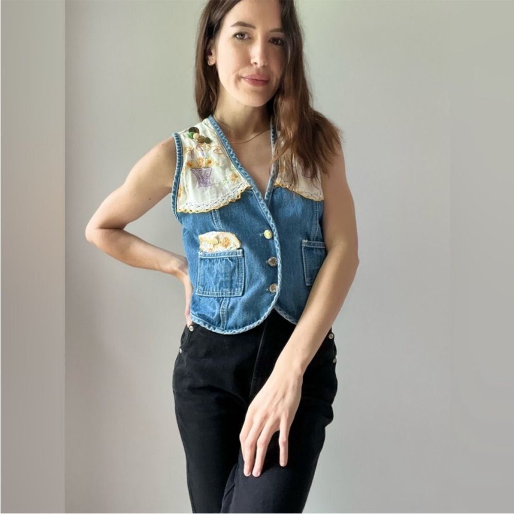 Vintage Patty Denim Vest Embroidered Patchwork Made in USA - Picture 3 of 14